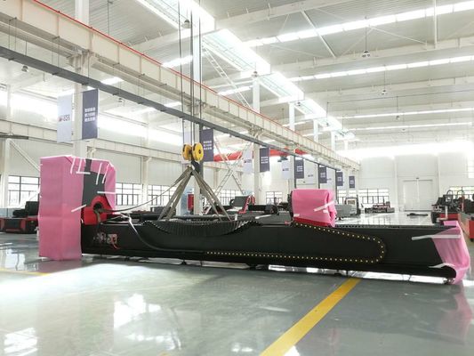 高精度のための水冷却ファイバーレーザーチューブ切断機