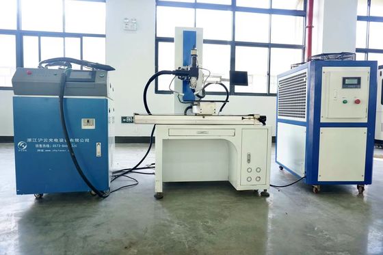 1000W/1500W/2000W/3000W ファイバーレーザーシート メタルステンレス鋼 炭素鋼 CNC プラットフォーム 溶接機