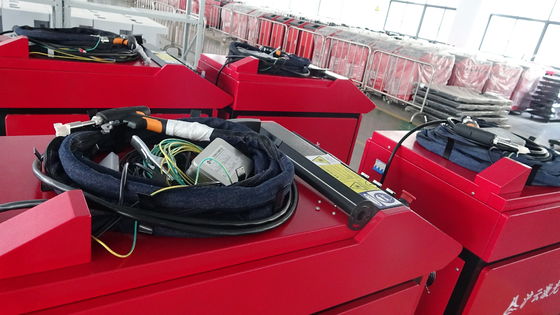手持ちレーザー溶接機 1000W 1500W 2000W 3000W 切断速度100m/min