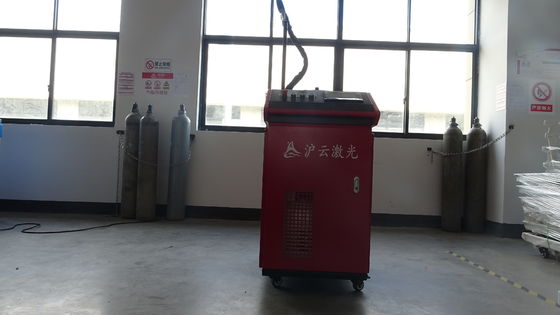 水冷蔵ハンドヘルドレーザー溶接機 1000W 1500W 2000W 3000W 切断厚さ1〜6mm