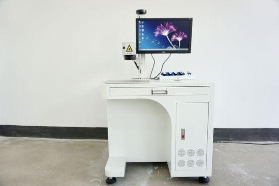 メタルとノンメタルマーク デスクトップファイバーレーザーマークマシン 20W 30W 50W 100W 150W