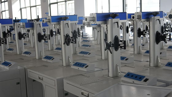 1000Wのポータブルレーザー溶接機で単純化された金属溶接