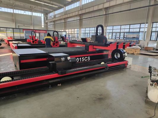 3015 ファイバーレーザー切断機 1000W 1500W 2000W 3000W ガントリータイプ構成